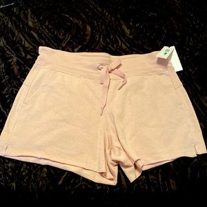 CALVIN KLEIN SHORTS NEW WITH TAGS SIZE LARGE